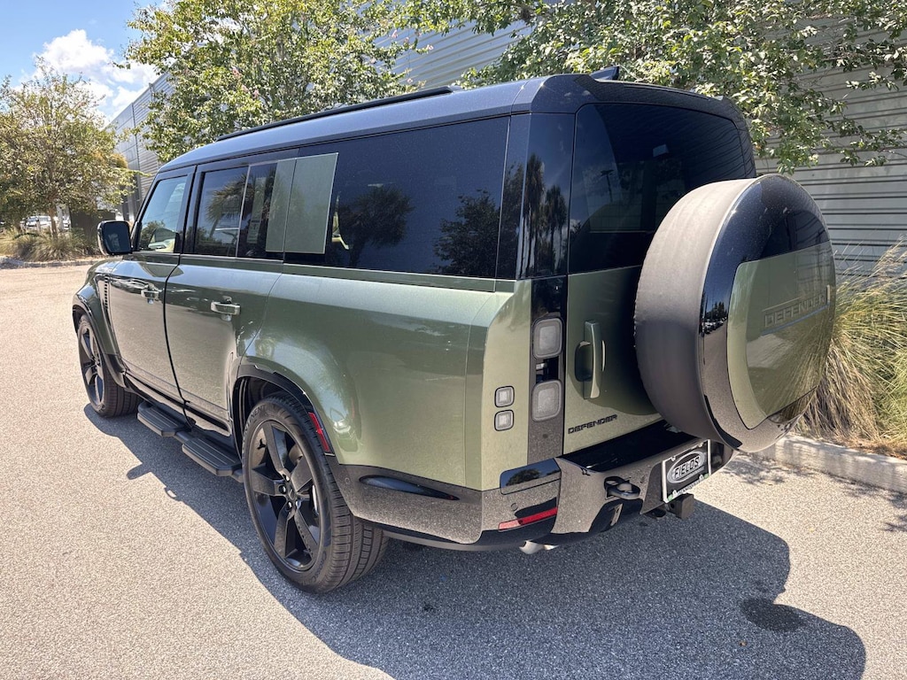 New 2026 Land Rover Defender 130 X-Dynamic SE SUV