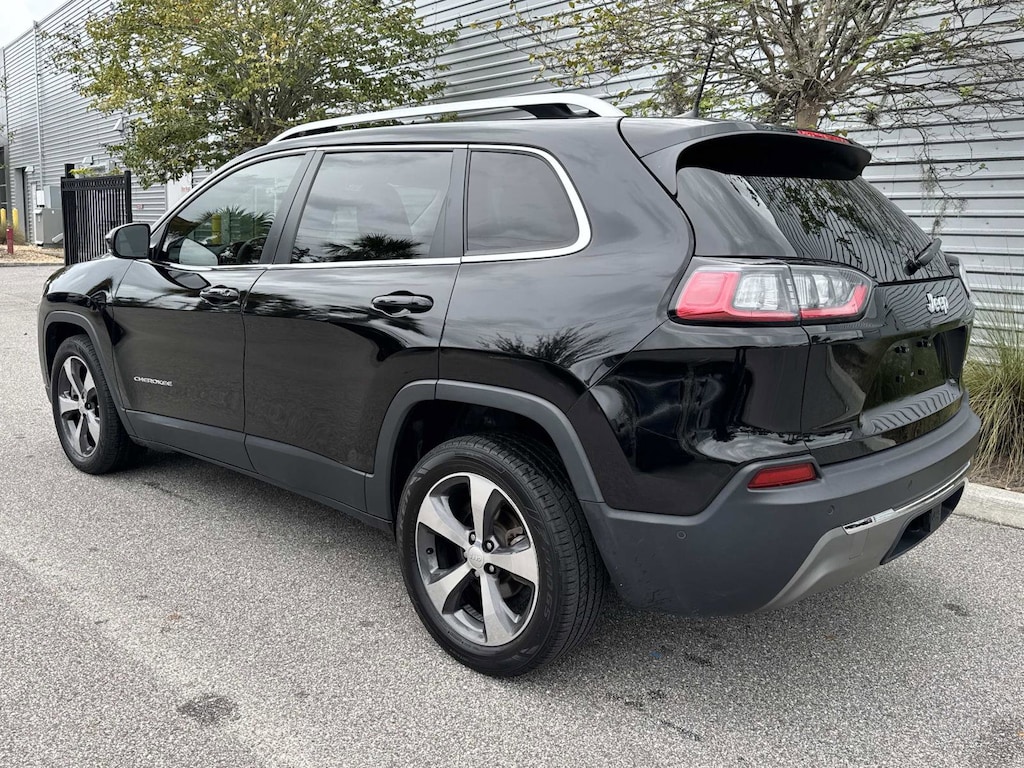 Used 2019 Jeep Cherokee Limited Limited FWD