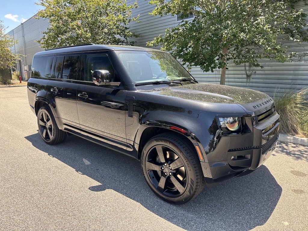 New 2026 Land Rover Defender 130 X-Dynamic SE SUV