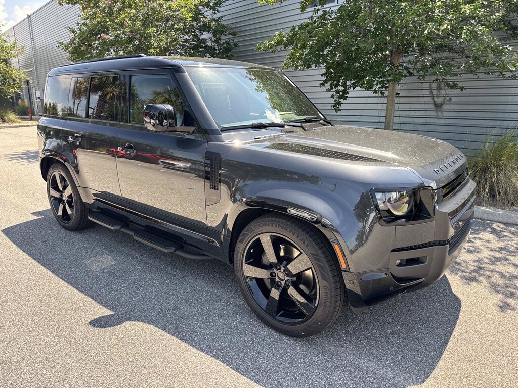 New 2026 Land Rover Defender 110 X-Dynamic SE SUV