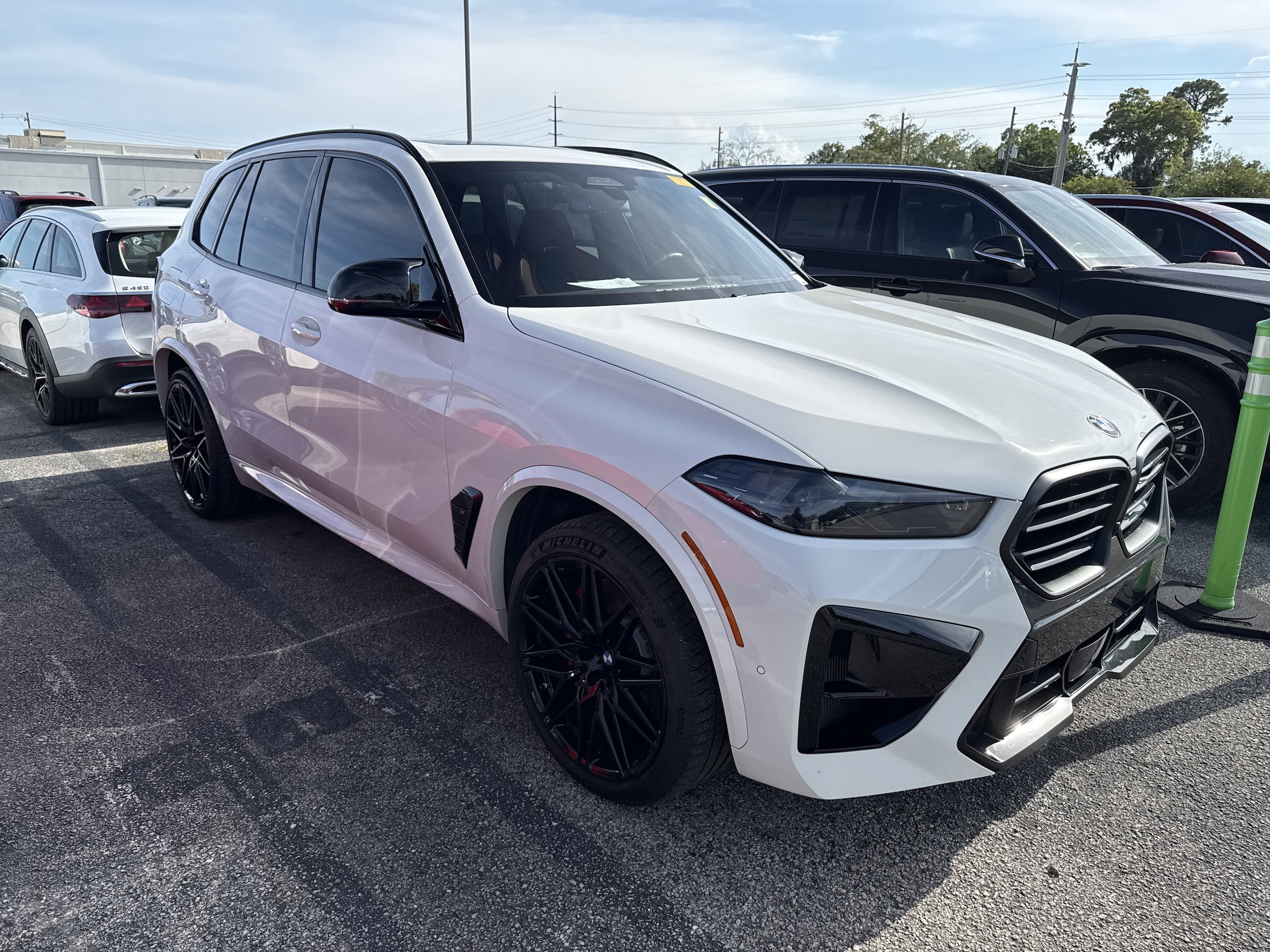 2025 BMW X5 M Competition's photo