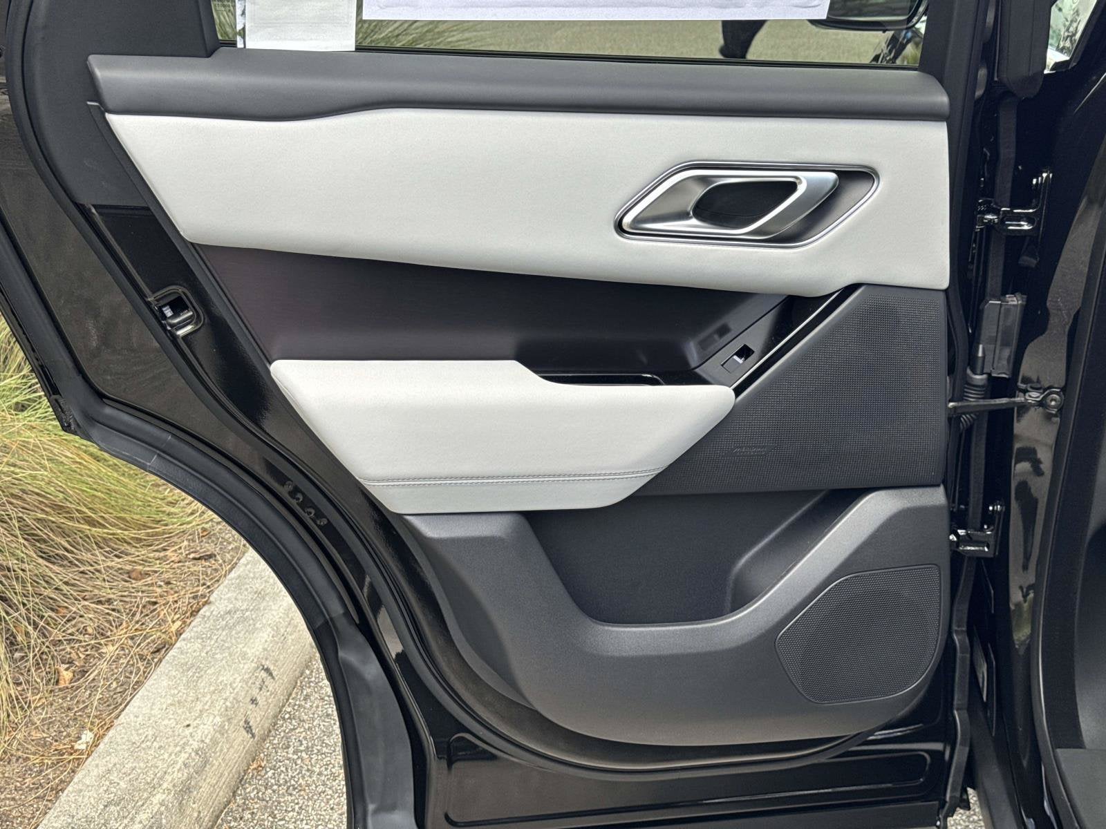 2026 Land Rover Range Rover Velar Dynamic SE - Photo 13