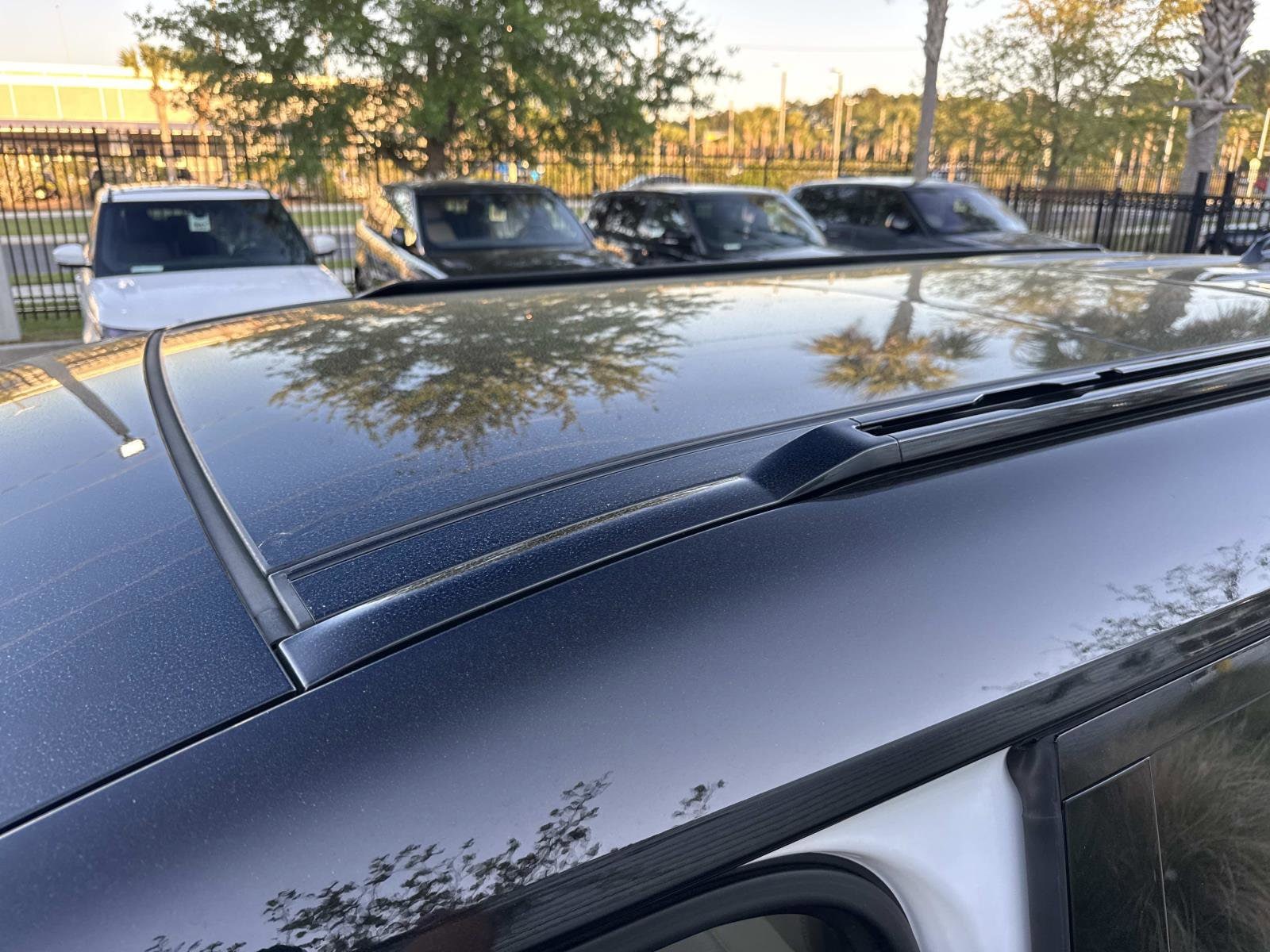 2025 Land Rover Defender X-Dynamic SE - Photo 33