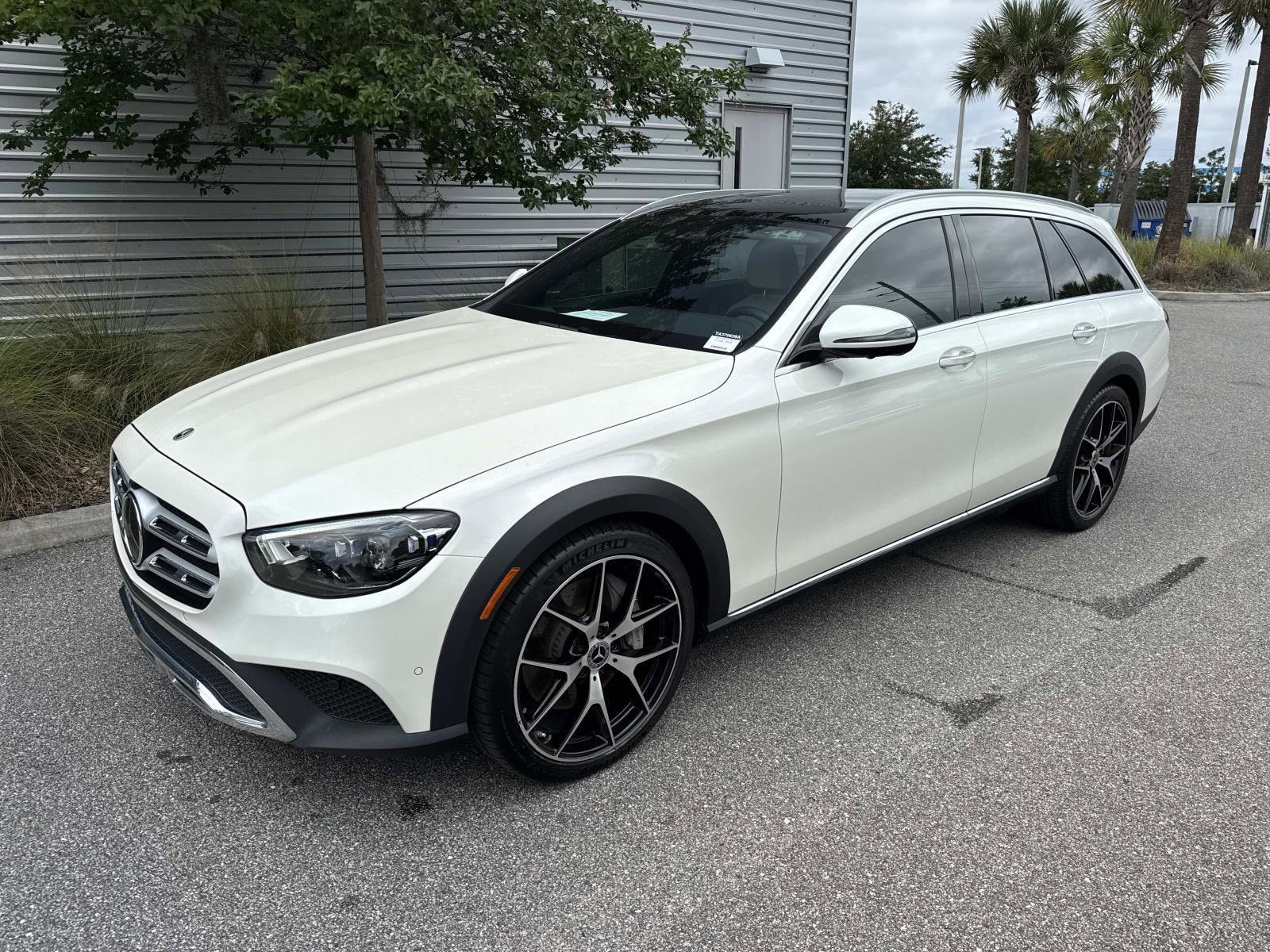 2021 Mercedes-Benz E-Class E450 4MATIC All-Terrain's photo