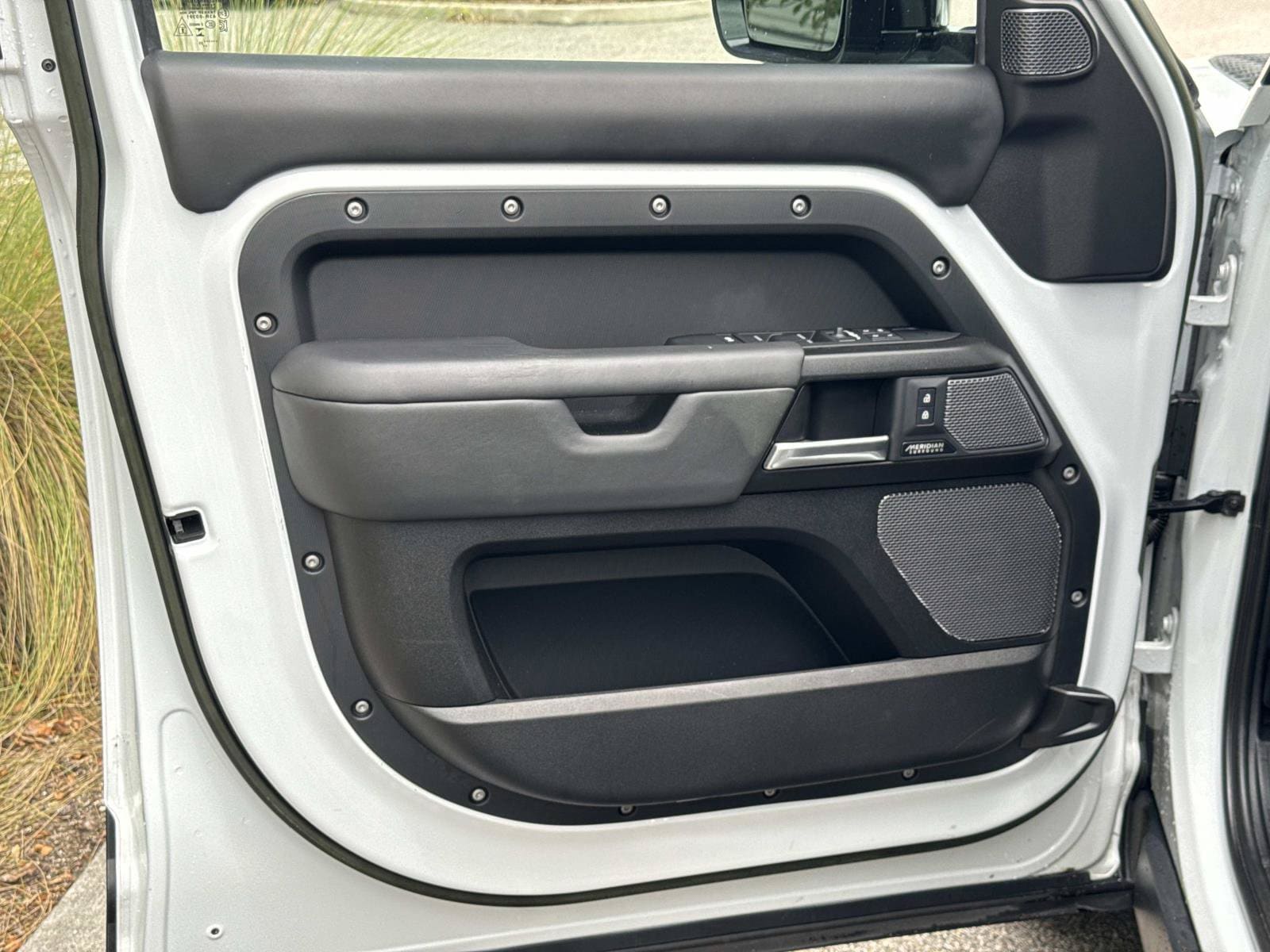 2023 Land Rover Defender V8 - Photo 18