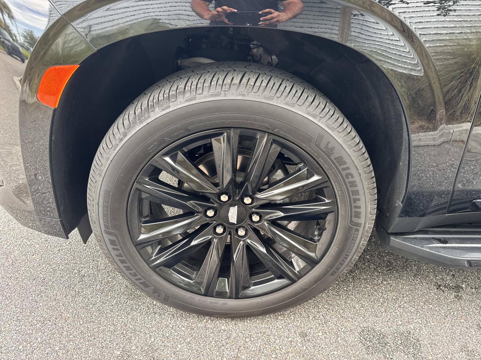 2024 Cadillac Escalade Sport - Photo 10