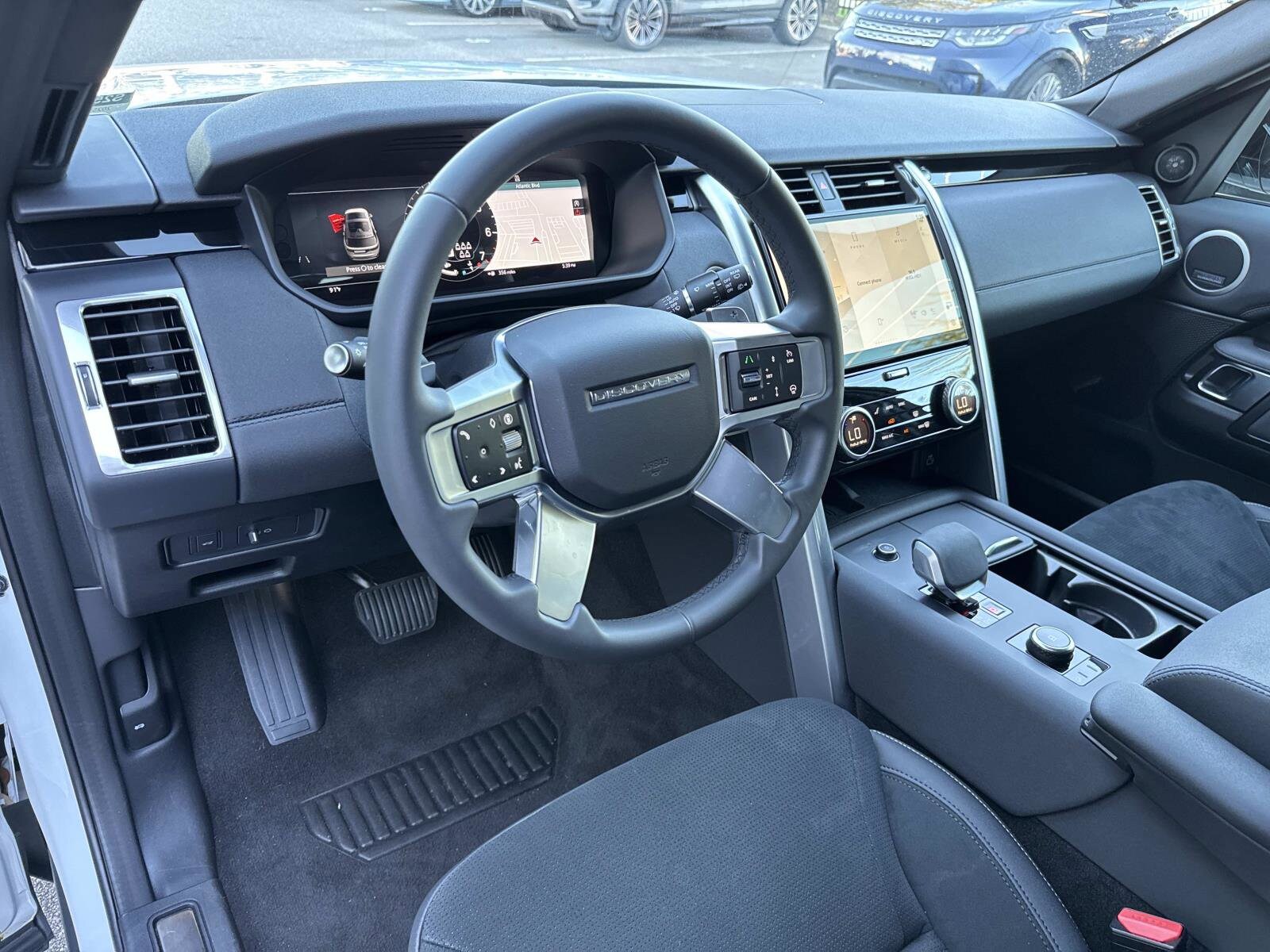 2025 Land Rover Discovery S - Photo 23