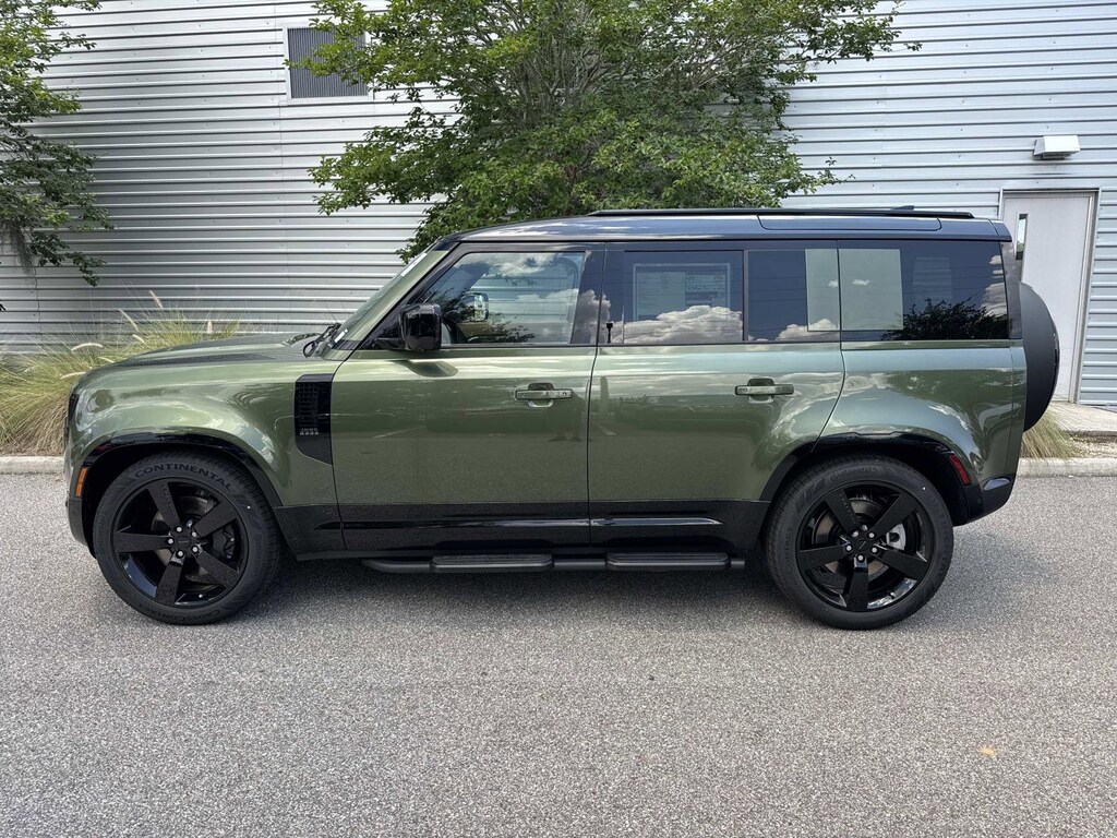 New 2026 Land Rover Defender 110 X-Dynamic SE SUV