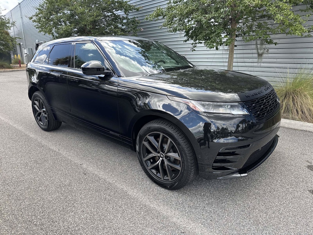 New 2026 Land Rover Range Rover Velar Dynamic SE
