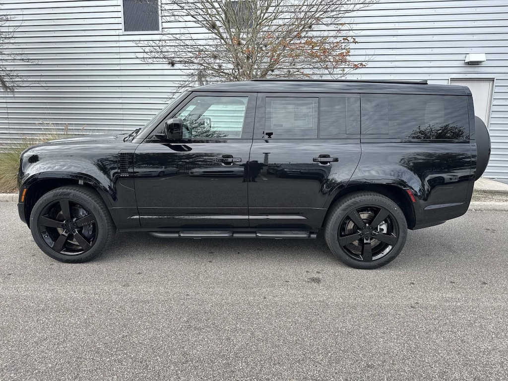 New 2026 Land Rover Defender 130 X-Dynamic SE SUV