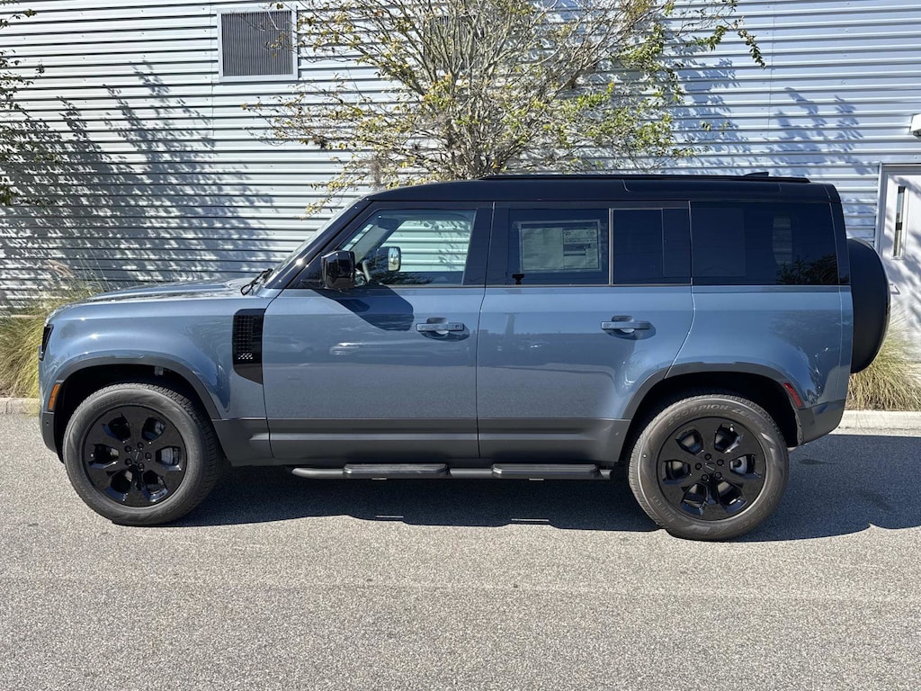 New 2026 Land Rover Defender 110 S 300PS SUV