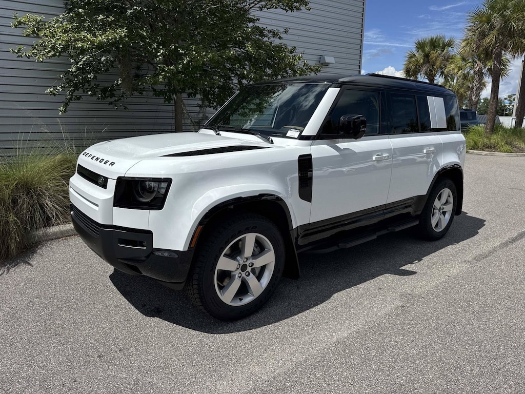 New 2026 Land Rover Defender 110 X-Dynamic SE SUV