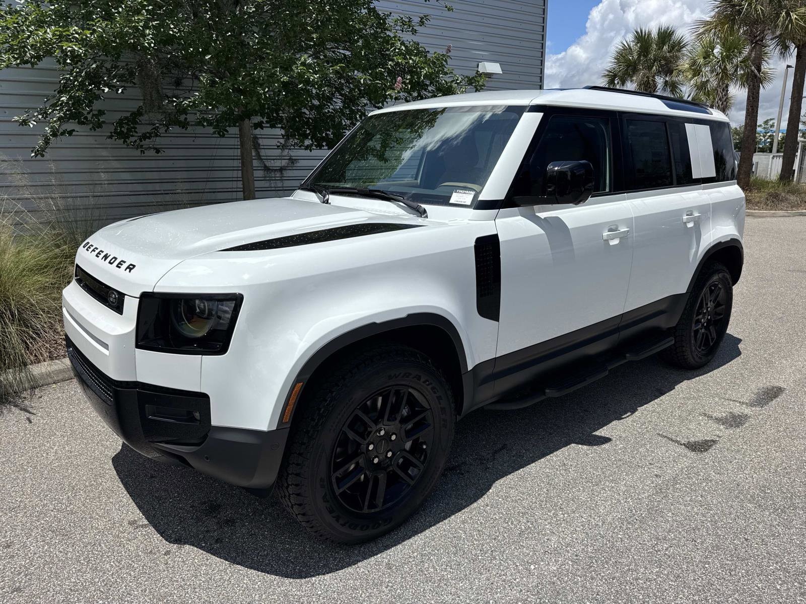 2026 Land Rover Defender