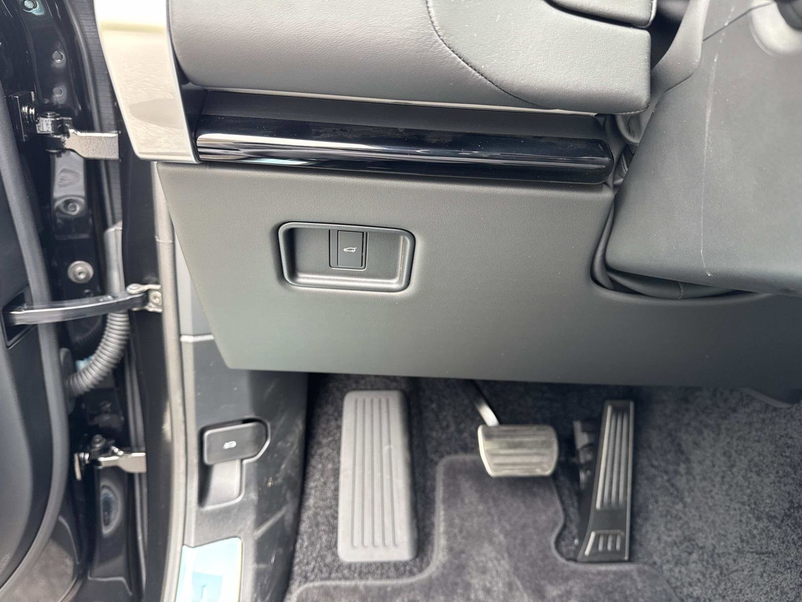 2026 Land Rover Range Rover SE - Photo 33