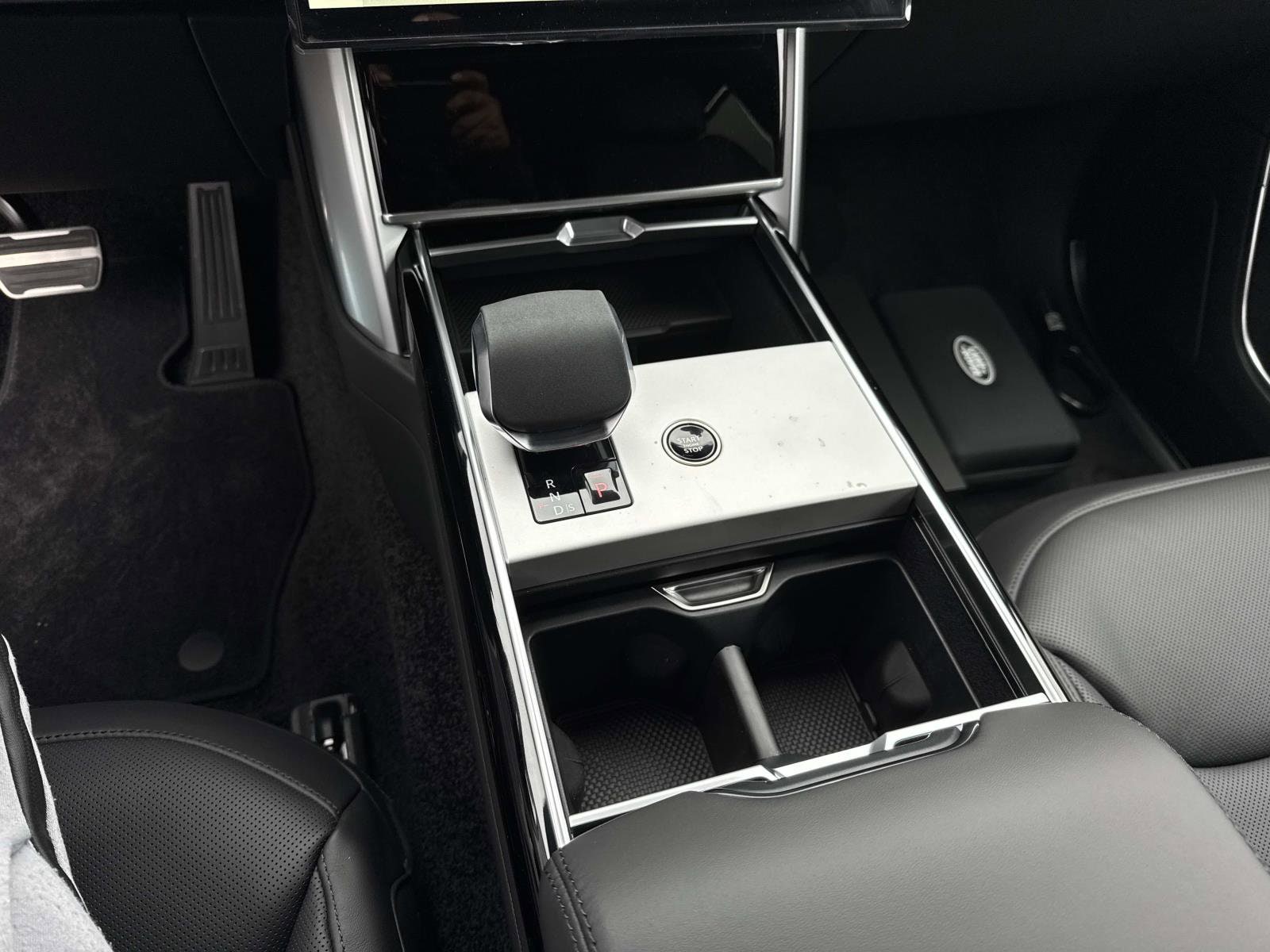 2026 Land Rover Range Rover SE - Photo 27