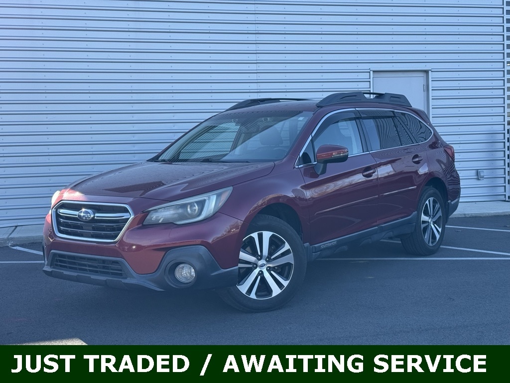 2018 Subaru Outback Limited's photo