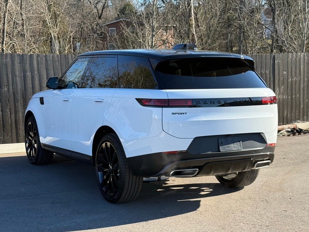 New 2025 Land Rover Range Rover Sport SE SUV