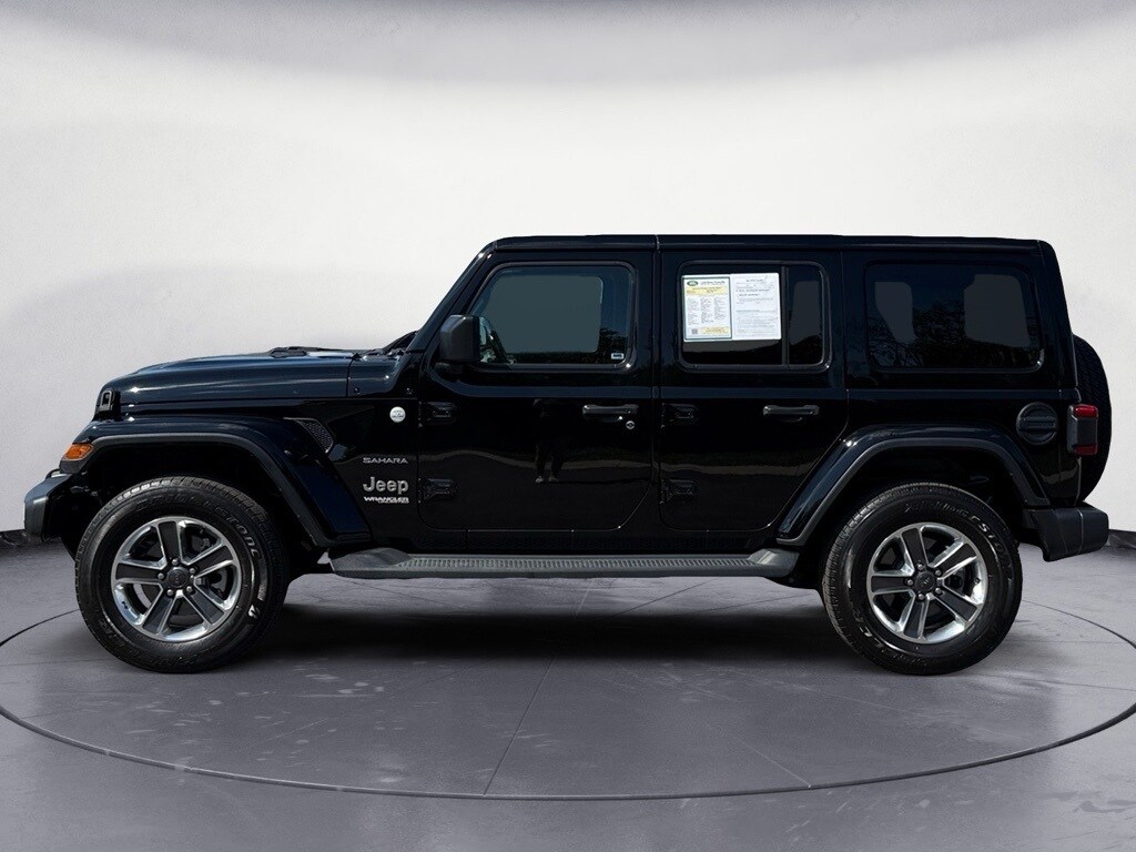 2020 Jeep Wrangler Unlimited Sahara photo 2