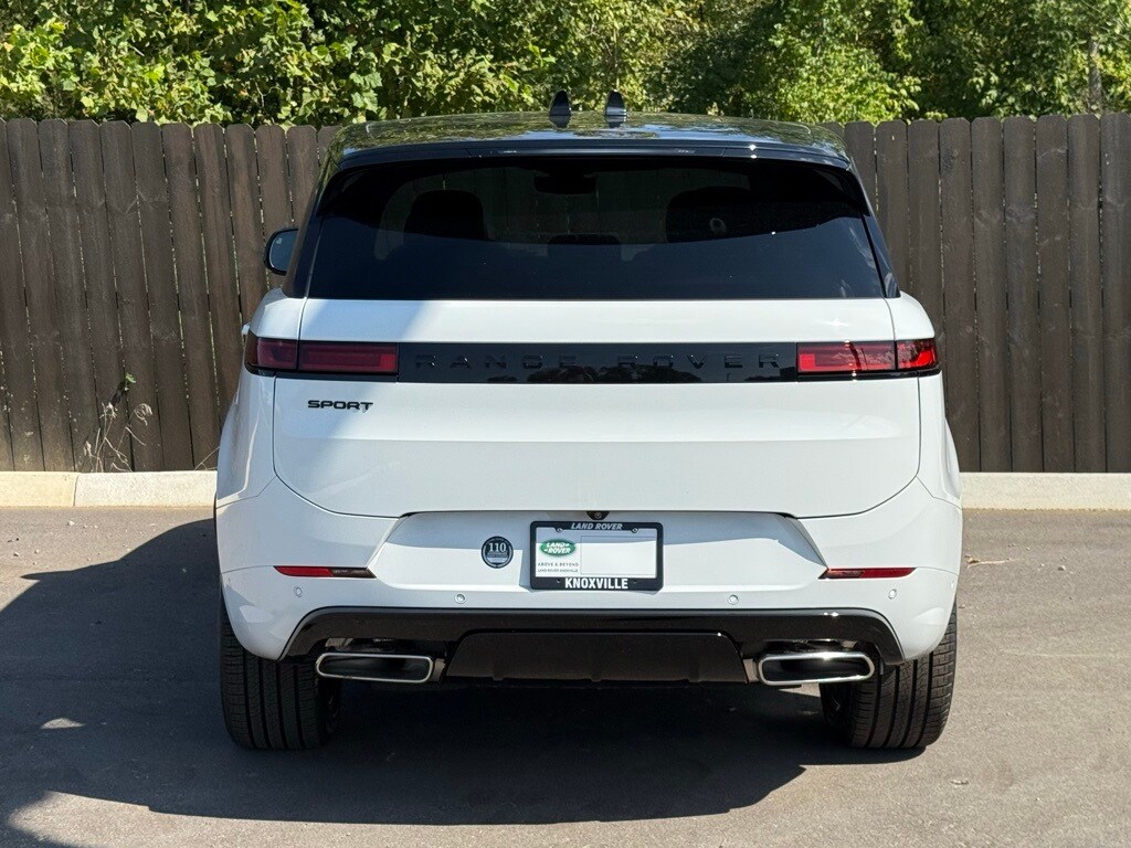 2025 Land Rover Range Rover Sport SE photo 4