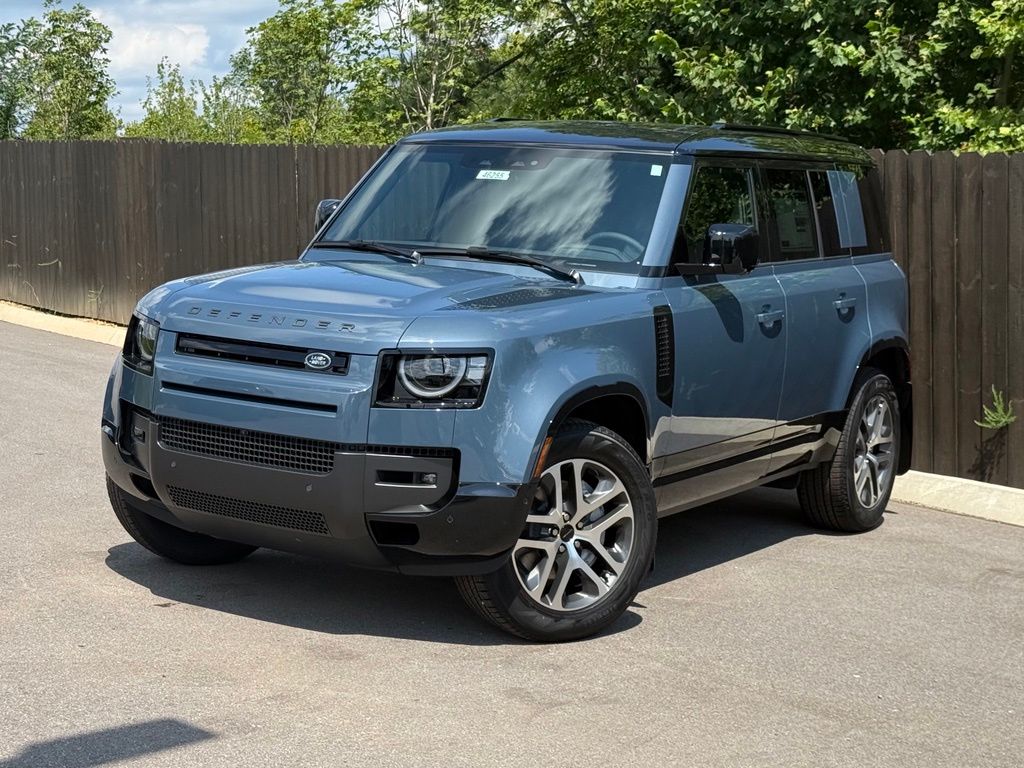 New 2026 Land Rover Defender 110 X-Dynamic SE