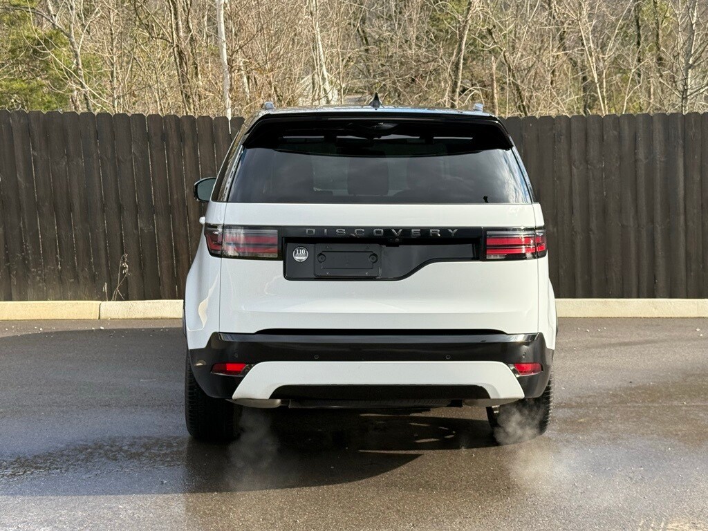 Certified 2025 Land Rover Discovery Dynamic SE SUV