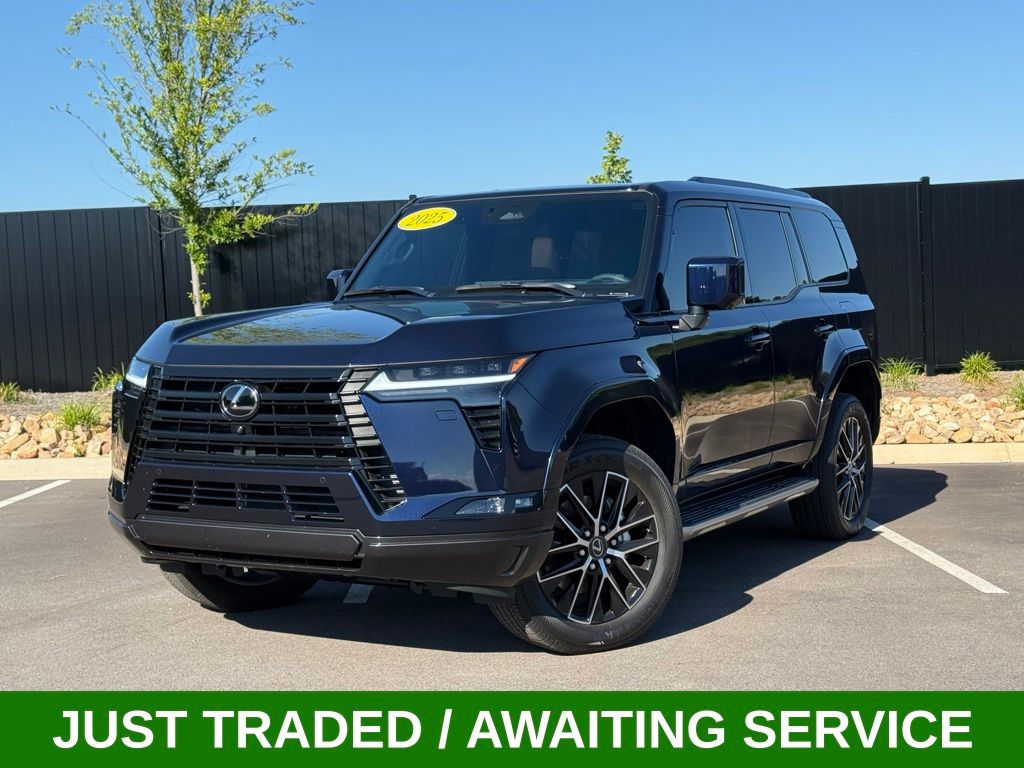 2025 Lexus GX 460 550 Premium's photo