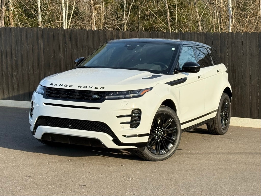 2026 Land Rover Range Rover Evoque Dynamic SE's photo