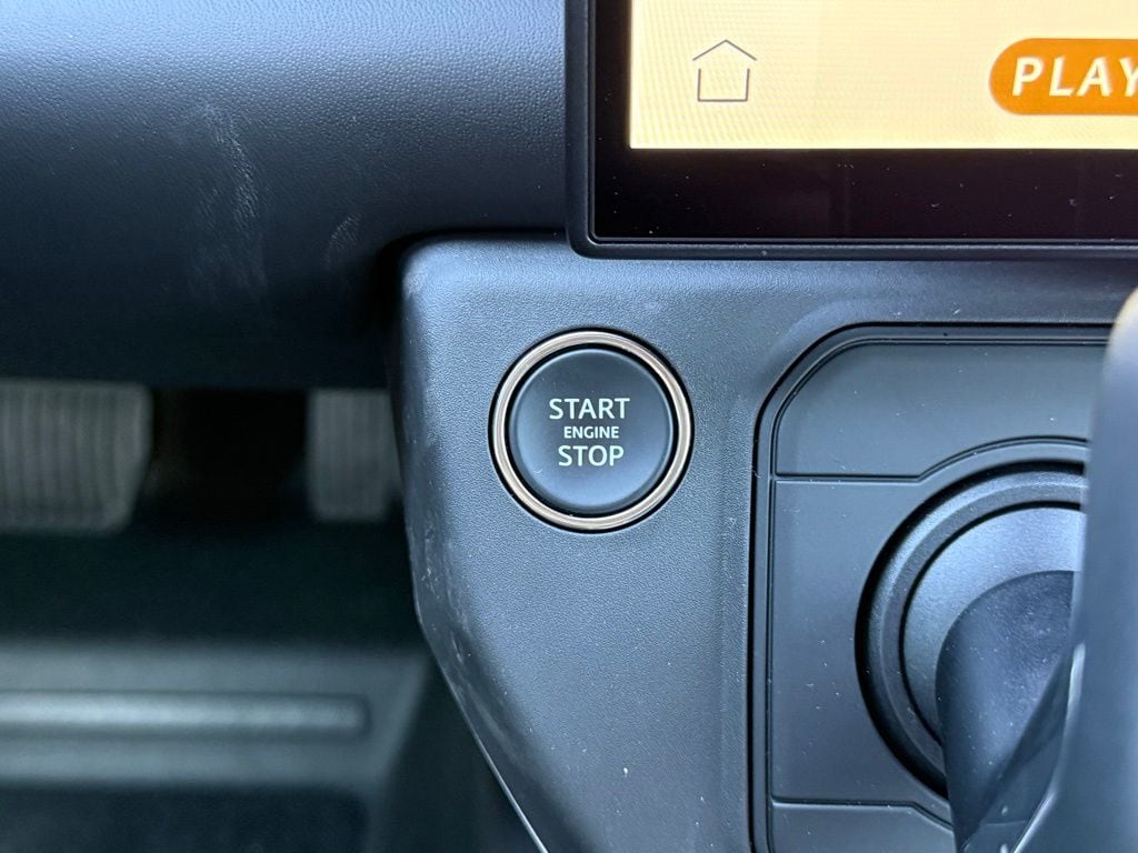 2026 Land Rover Defender X-Dynamic SE - Photo 23