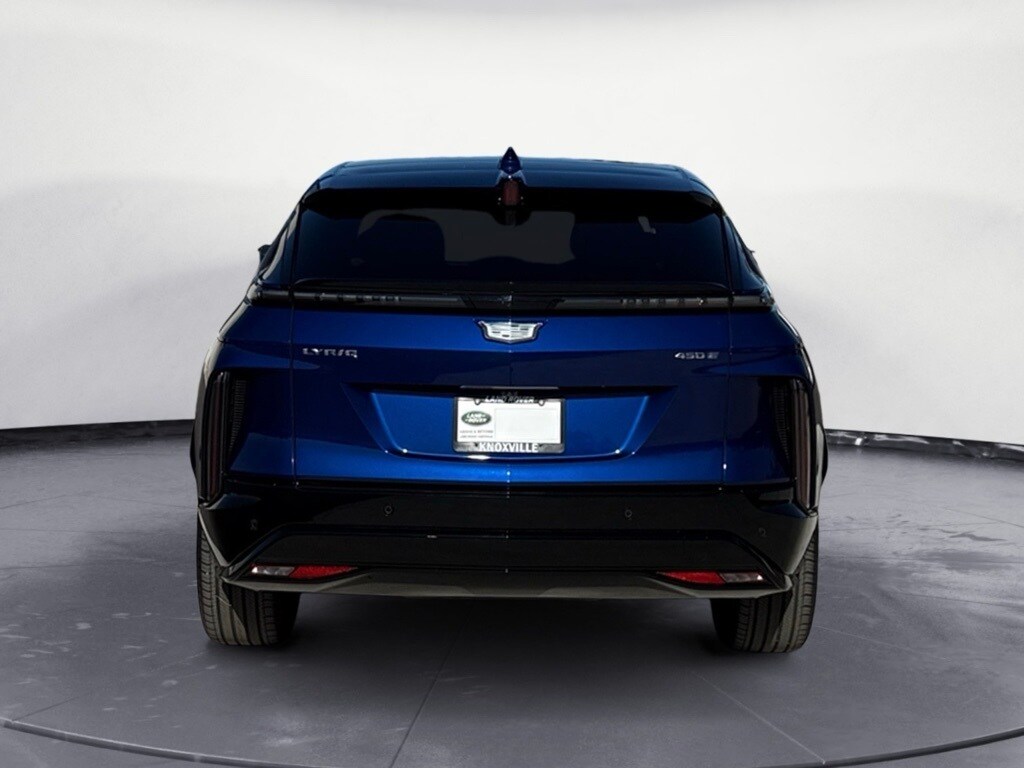 2024 Cadillac Lyriq Sport photo 4