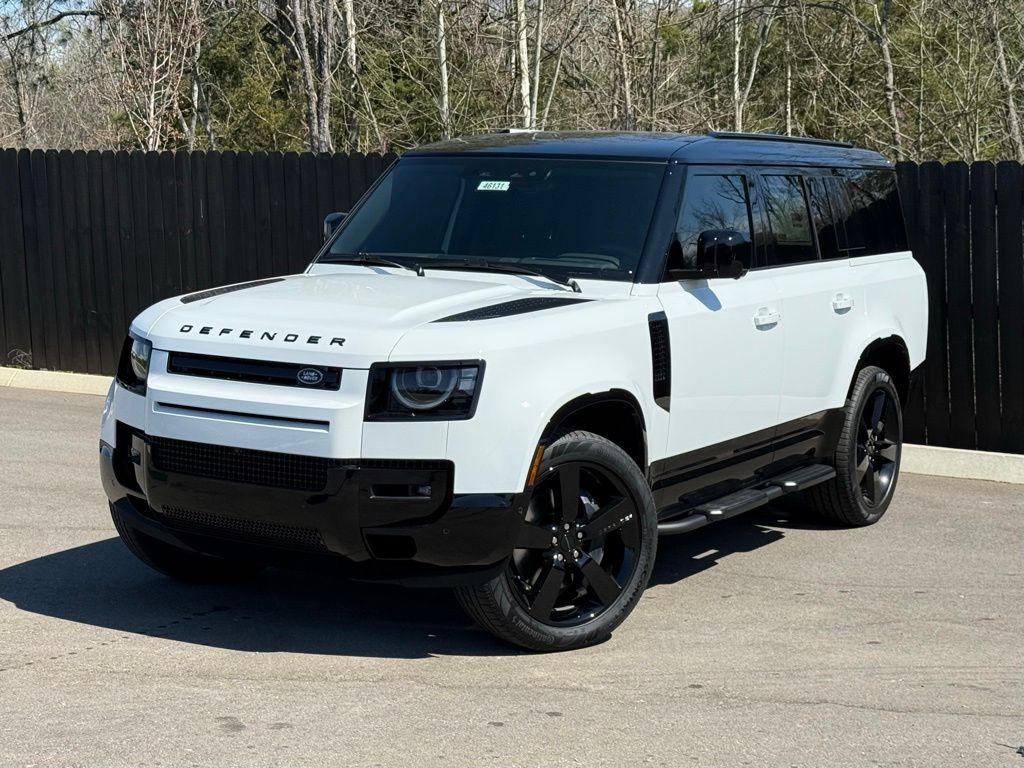 2026 Land Rover Defender 130 X-Dynamic SE P400's photo
