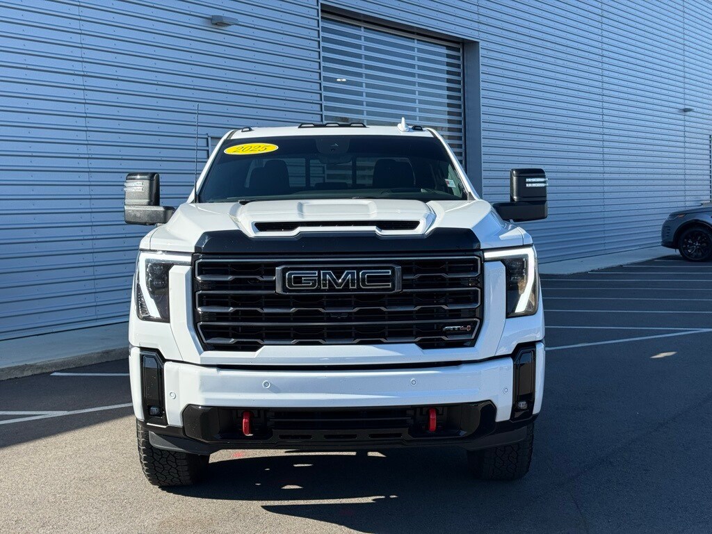 2025 Gmc Sierra AT4 photo 2