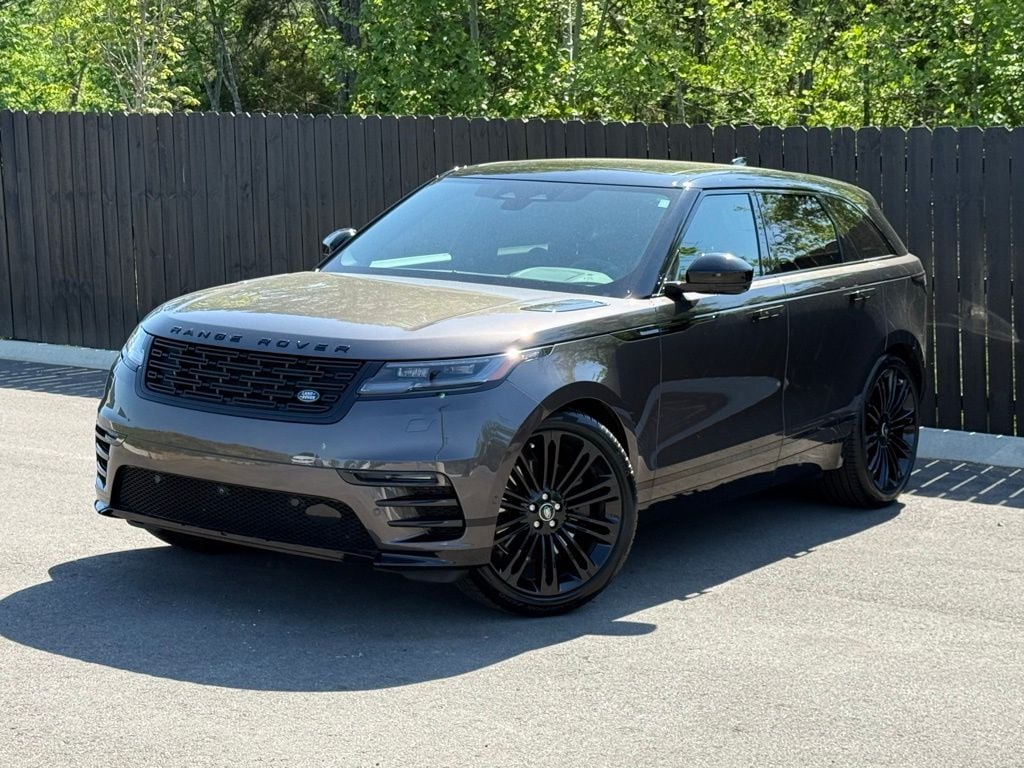 2026 Land Rover Range Rover Velar P250 Dynamic SE's photo