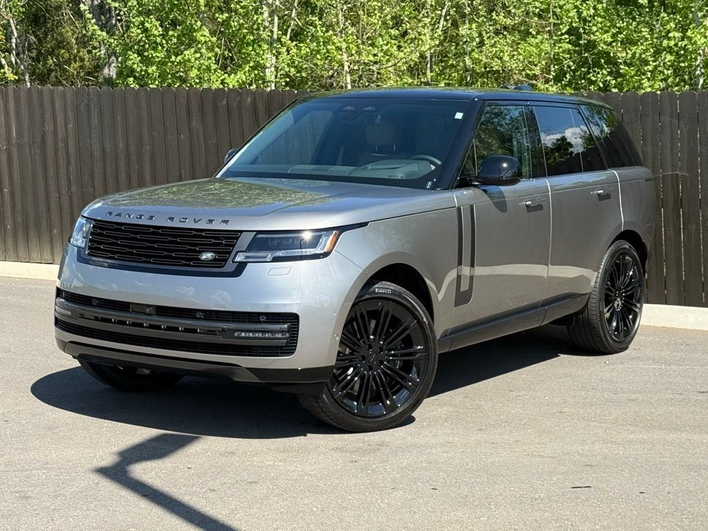 2026 Land Rover Range Rover 4.4 SE SWB's photo