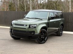 2026 Land Rover Defender 130 X-Dynamic SE SUV