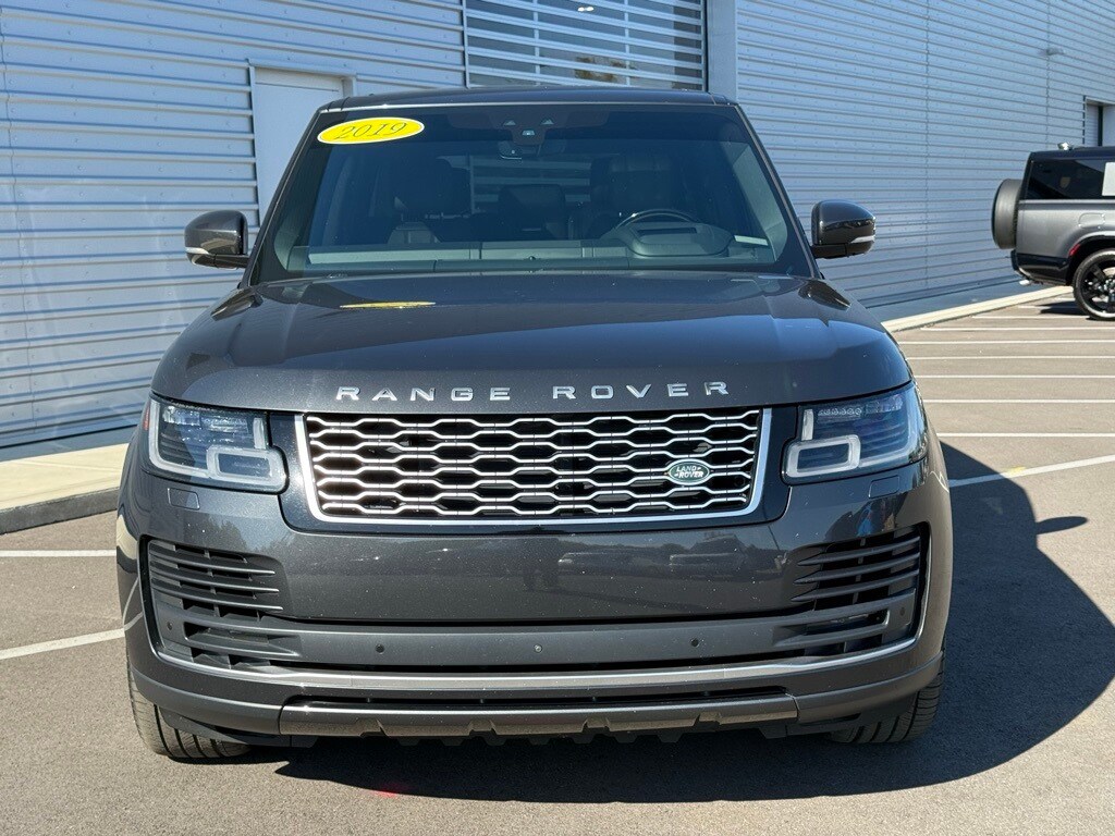 2019 Land Rover Range Rover SuperCharged photo 2