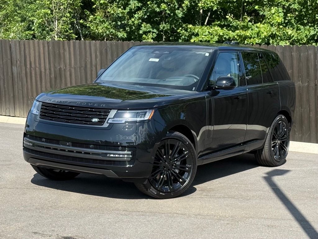 New 2026 Land Rover Range Rover SE