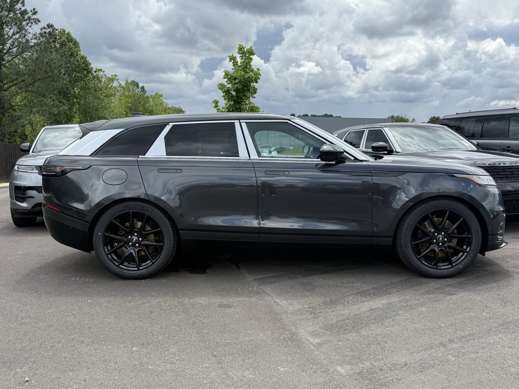 2026 Land Rover Range Rover Velar P250 Dynamic SE photo 3