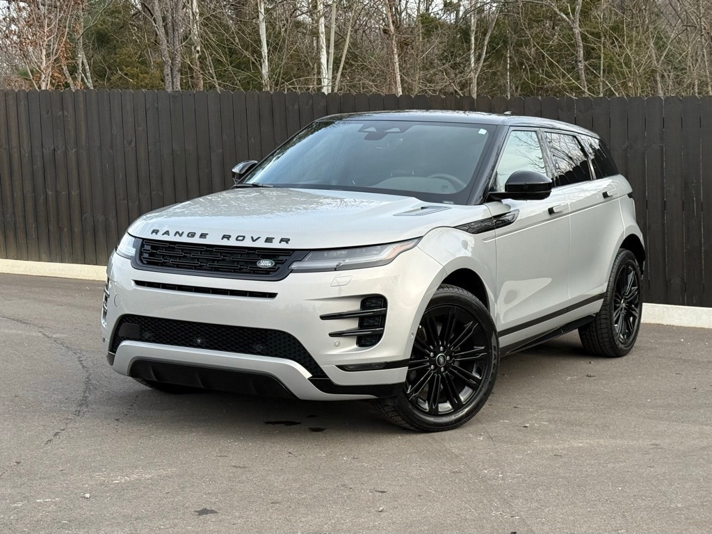 2026 Land Rover Range Rover Evoque Dynamic SE's photo