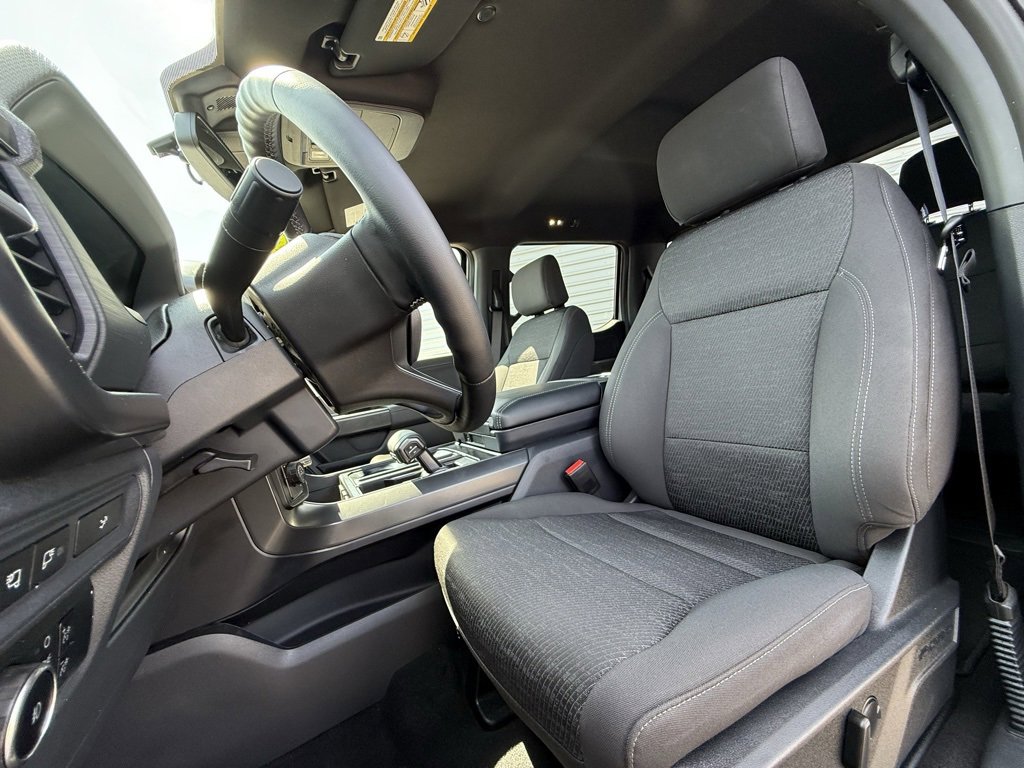 2024 Ford F-150 XLT photo 3