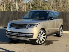 2025 Land Rover Range Rover SE SUV