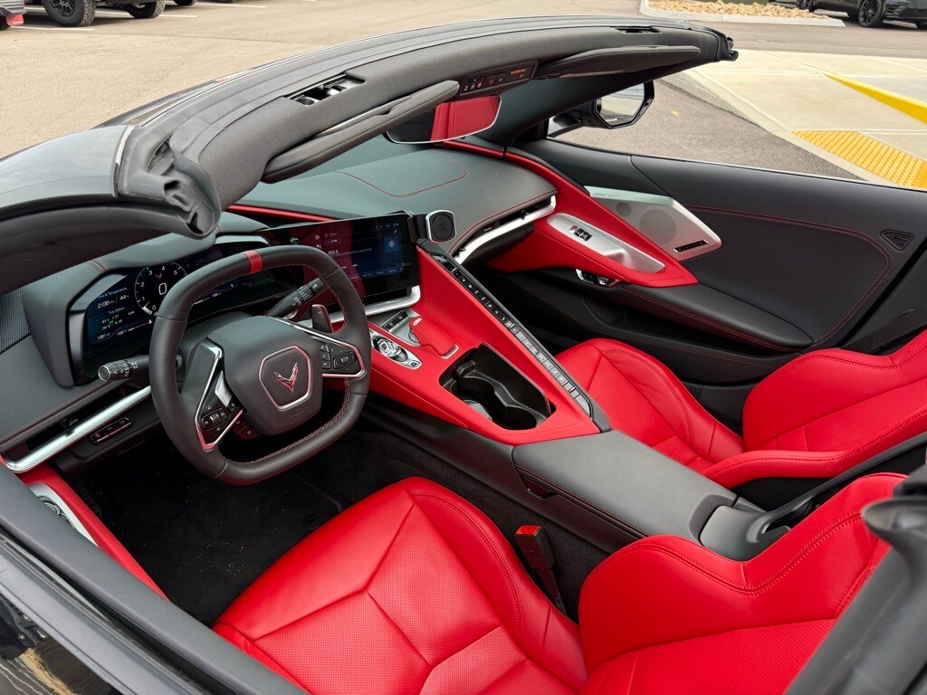 2024 Chevrolet Corvette Stingray Convertible photo 3