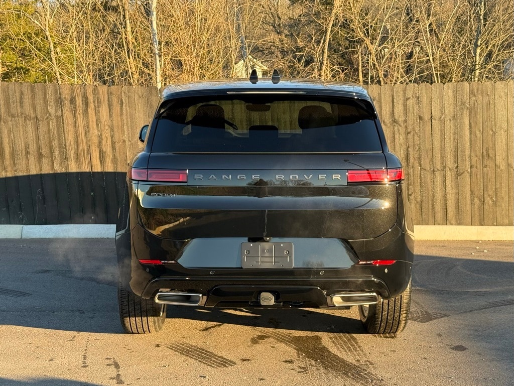 New 2026 Land Rover Range Rover Sport Dynamic SE SUV