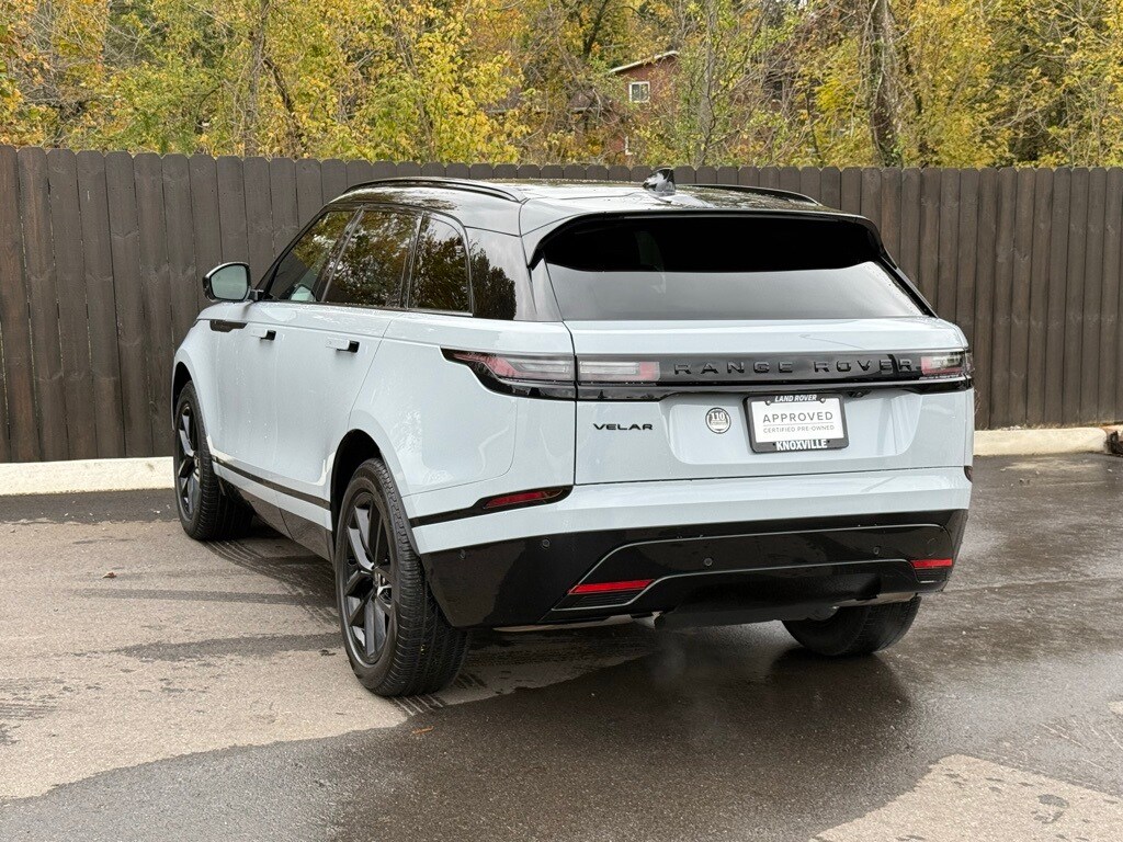 2026 Land Rover Range Rover Velar SE photo 3