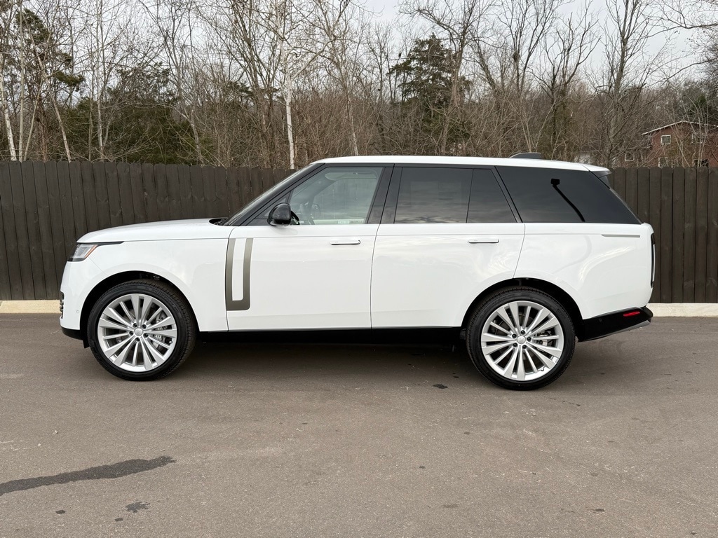 New 2025 Land Rover Range Rover SE SUV