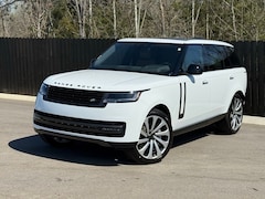 2026 Land Rover Range Rover SE LWB 7-Seats / V8 SUV