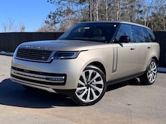 2026 Land Rover Range Rover SE SUV