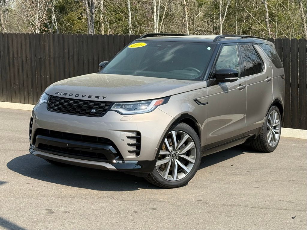 2025 Land Rover Discovery Dynamic SE