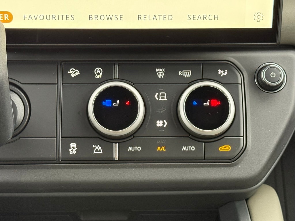 2026 Land Rover Defender X-Dynamic SE - Photo 24