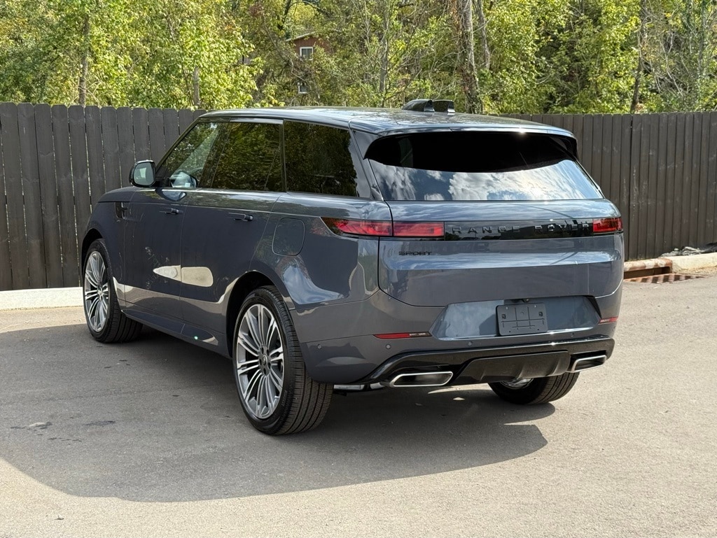 New 2025 Land Rover Range Rover Sport Dynamic SE 460PS SUV