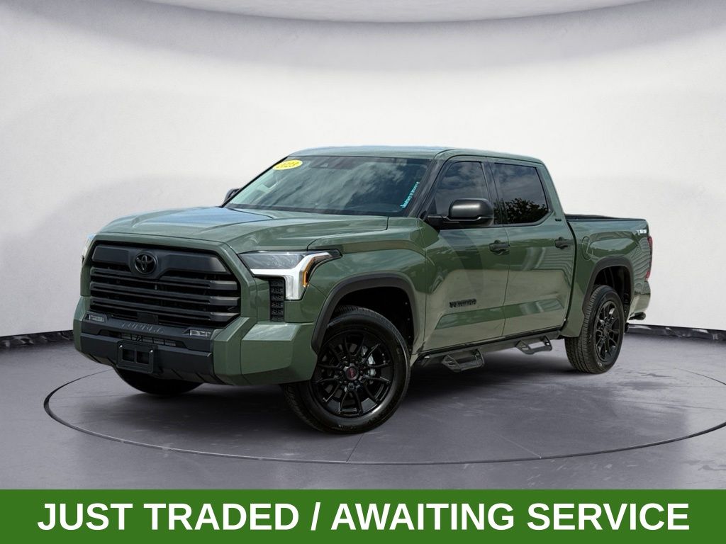 Pre-Owned 2023 Toyota Tundra SR5